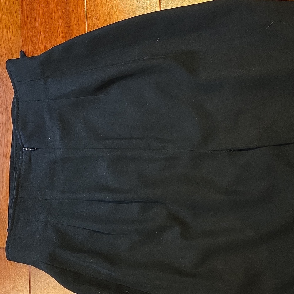 Atsuro TAYAMA Black Asymetrical Faux Wrap Black Skirt - Picture 5 of 7